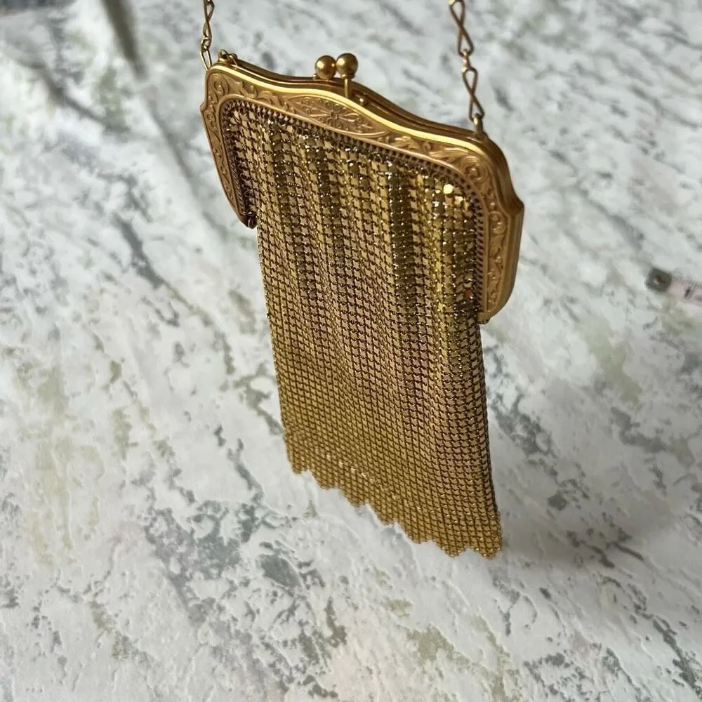 Whiting and Davis Art Deco Chain Mail Cigarette Holder Gatsby 1920s